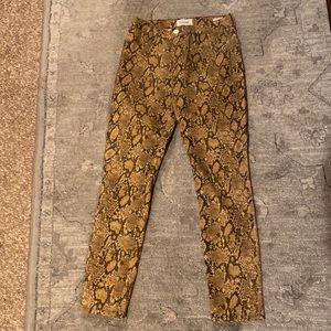 Frame Le High Skinny Crop 27